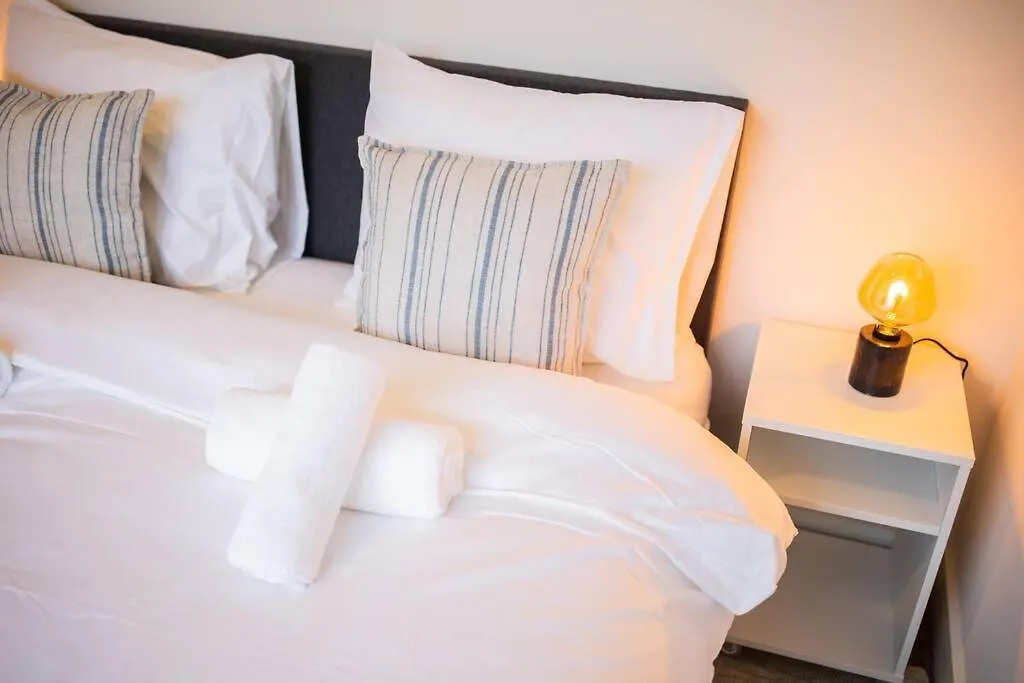 Magnificent Two Bedroom Apartment - Sd23M Eindhoven 0*,