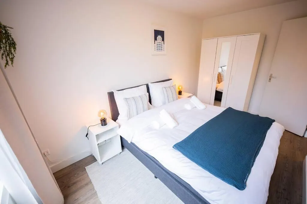 Magnificent Two Bedroom Apartment - Sd23M Eindhoven Netherlands